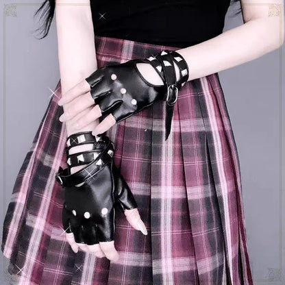 Free Shipping For 'Tameless' Grunge Rivet Pu Summer Gloves