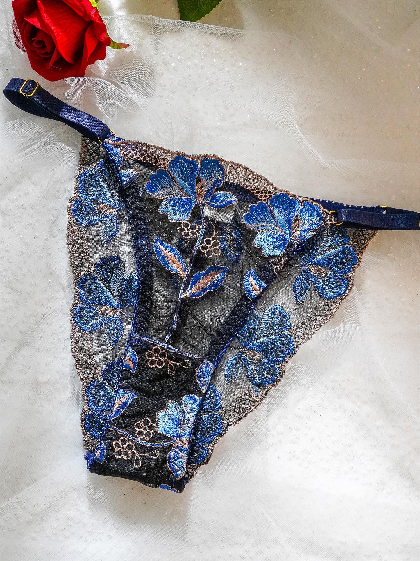 Free Shipping For Blue Floral Embroidery Widen Side Lingerie Set