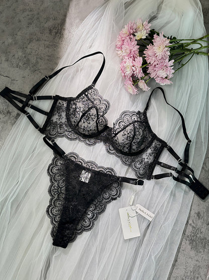 Free Shipping For  Exquisite Lace Lingerie Set