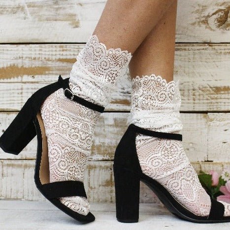 ALLOVER lace sock for heels - white