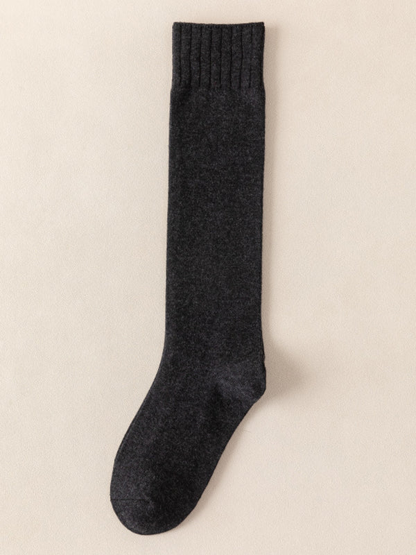 Casual Breathable Solid Color Mid-Calf Socks-Homeunderwear