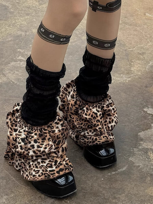 Leopard leg warmers