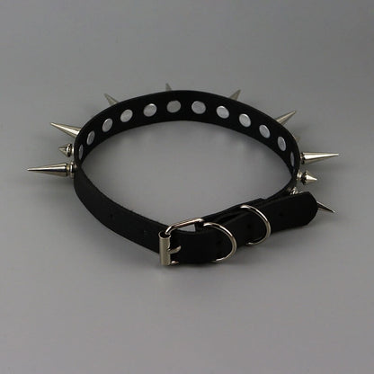 Punk rock rivet choker