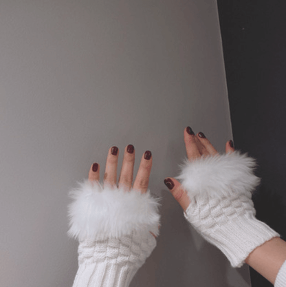 Sexy Winter gloves hand cuffs