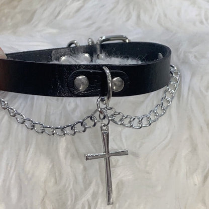 Sexy cross chain choker