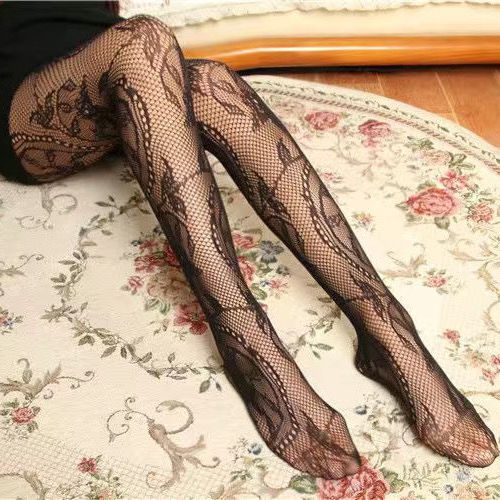 Lace hollow net socks