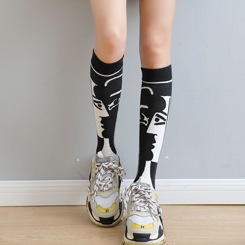 Black And White Autumn Fashion Sweet Girl Medium Long Cotton Socks