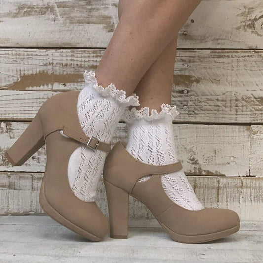 LACE crochet lace ankle socks - white