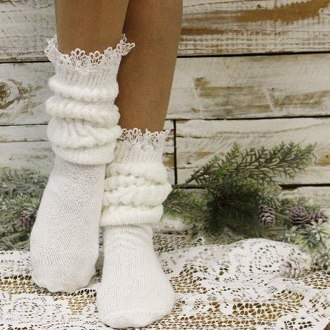 LACE topped ultimate  slouch socks - white